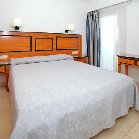 Aparthotel Pyr 3*