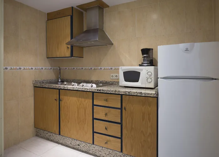 Pyr Aparthotel Fuengirola