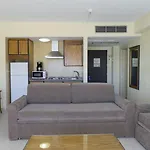 Hotel apartamentowy Pyr 3*
