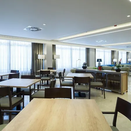 普里丰希罗拉公寓酒店 丰希罗拉