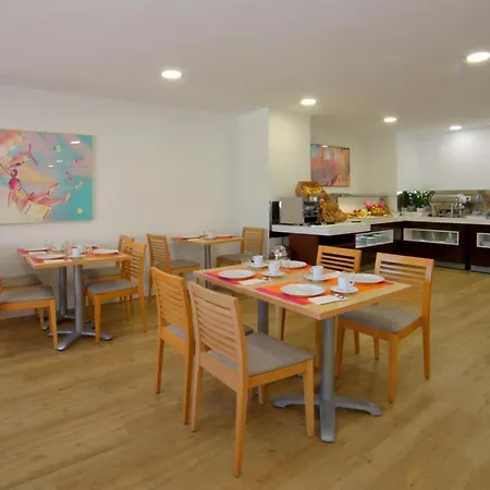 普里丰希罗拉公寓酒店 公寓式酒店 3*