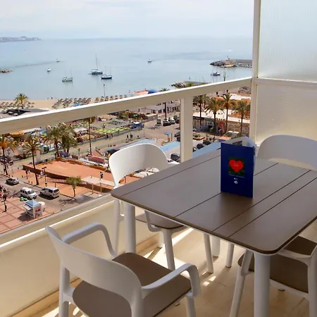 Pyr Apartmanhotel