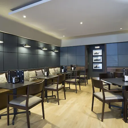 普里丰希罗拉公寓酒店 丰希罗拉