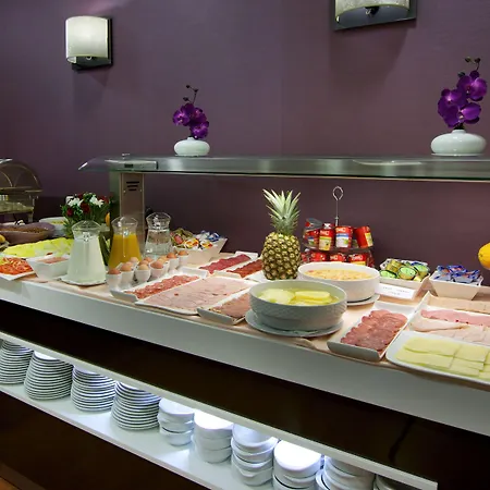 公寓式酒店 普里丰希罗拉公寓酒店 3*