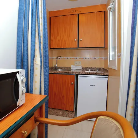 Aparthotel Pyr 3*
