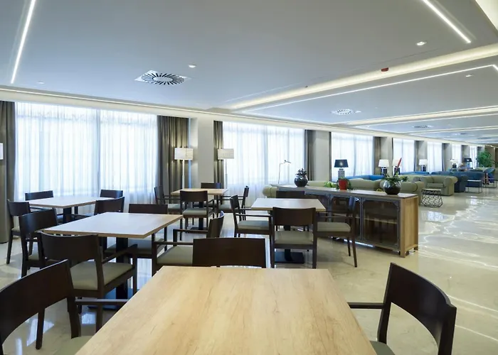 普里丰希罗拉公寓酒店 丰希罗拉