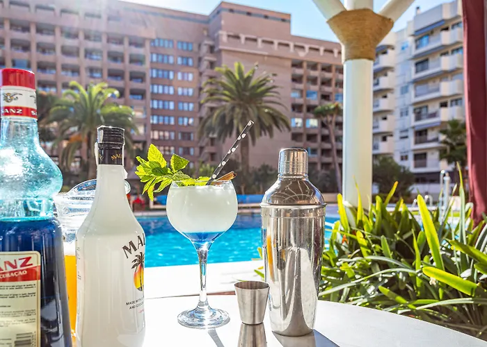 普里丰希罗拉公寓酒店