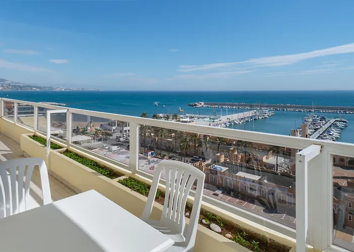 普里丰希罗拉公寓酒店 3*