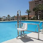 Aparthotel Pyr