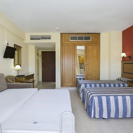 Aparthotel Pyr 3*