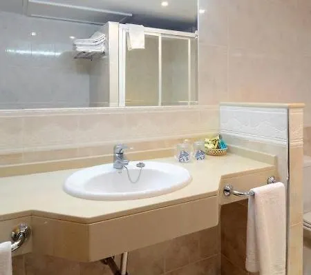 Pyr Aparthotel Fuengirola